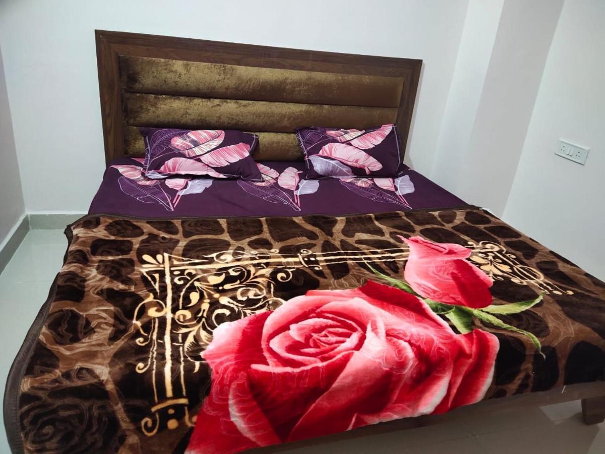 Deviksha Home Stay Удджайн Экстерьер фото