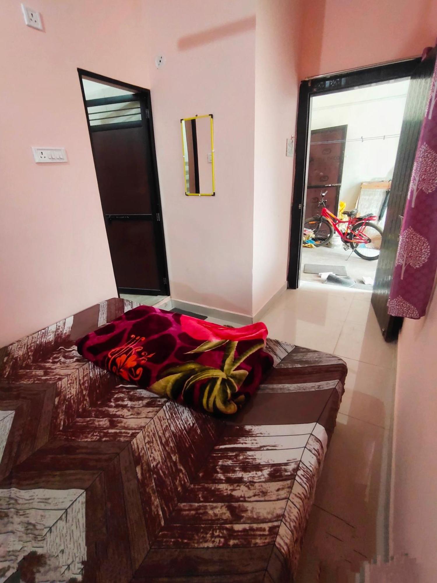 Deviksha Home Stay Удджайн Экстерьер фото