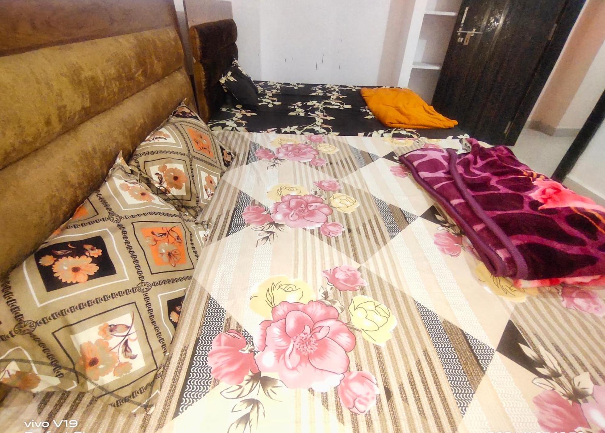 Deviksha Home Stay Удджайн Экстерьер фото