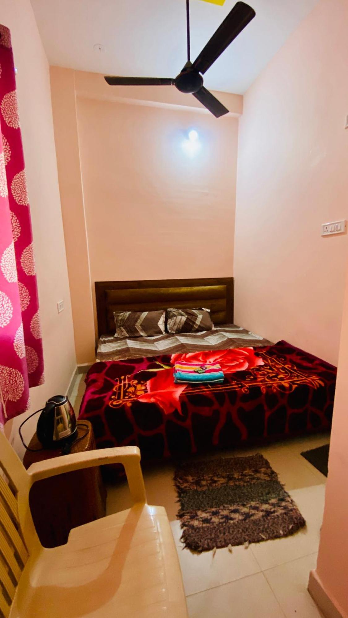 Deviksha Home Stay Удджайн Экстерьер фото